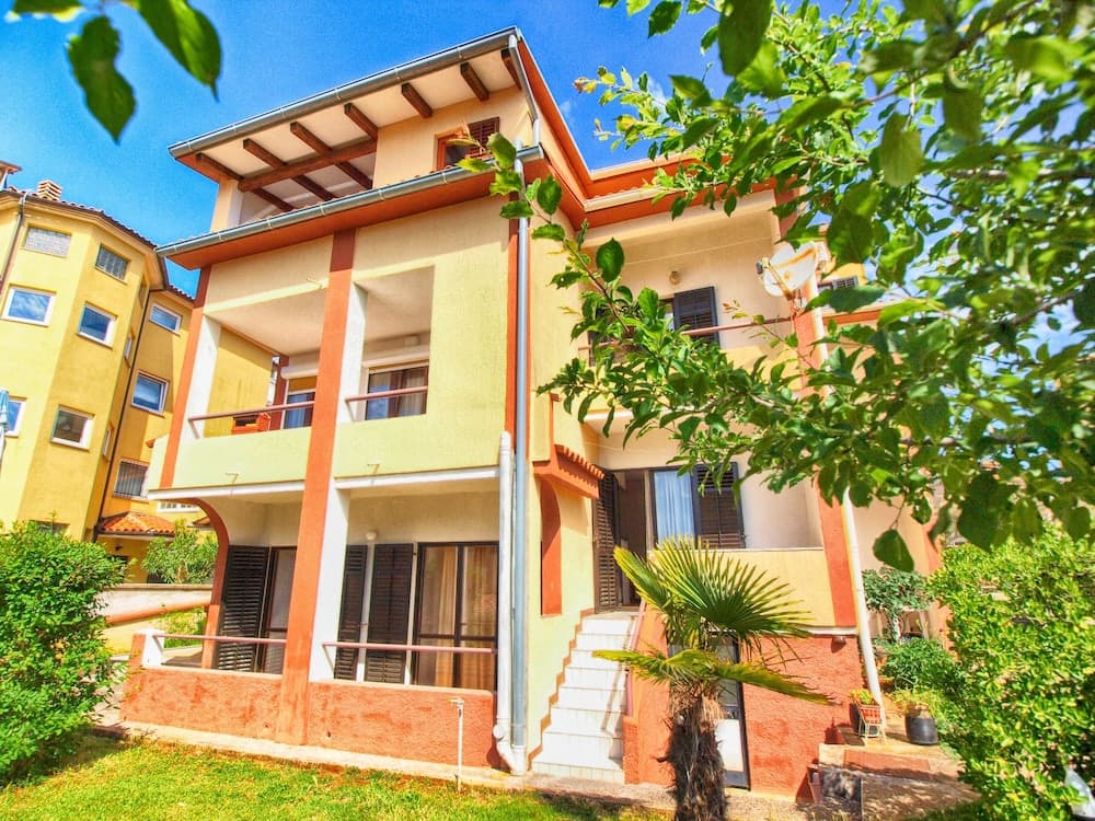 Apartments Antica 1371