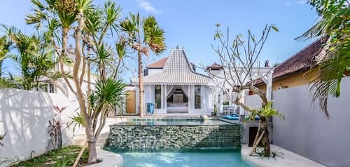 Mahi Mahi Villa & Suites