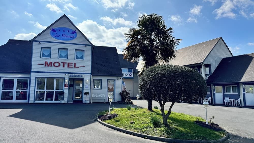 Contact Hôtel - Motel les Bleuets & SPA