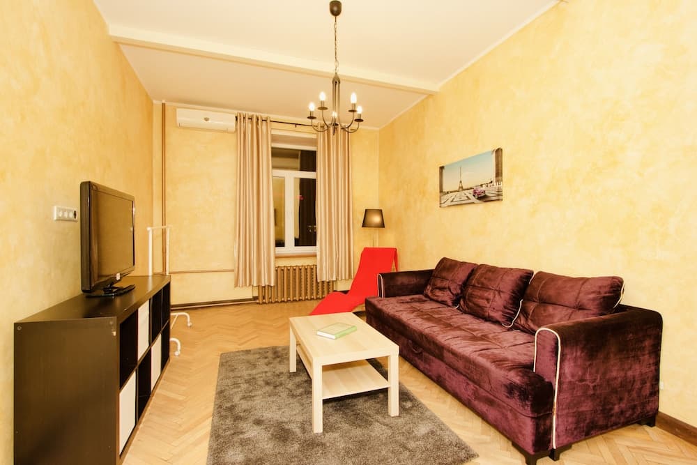 LUXKV Apartment on Teterenskiy