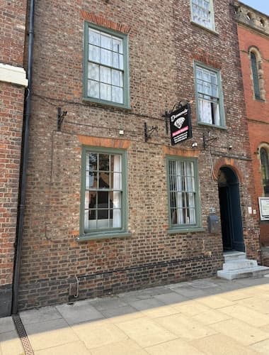 Diamonds Inn Ltd