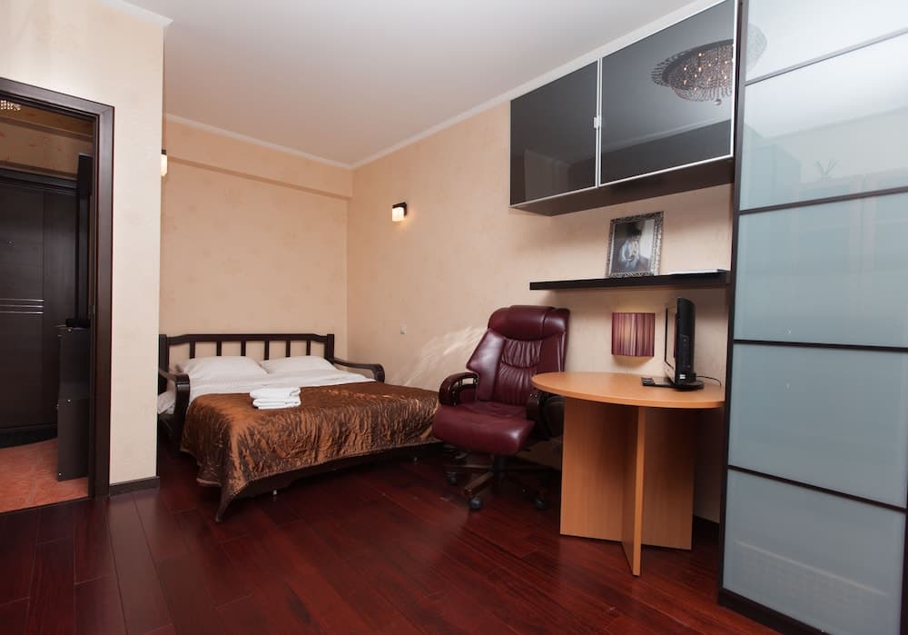 Kvart Boutique Smolenskaya