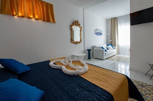 Sunset Rooms