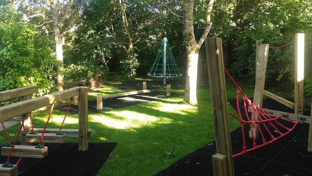 Çocuklar için oyun alanı - dış mekân