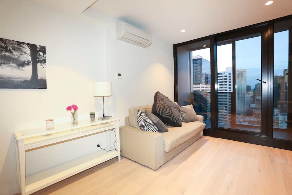 Central But Quiet Apartment