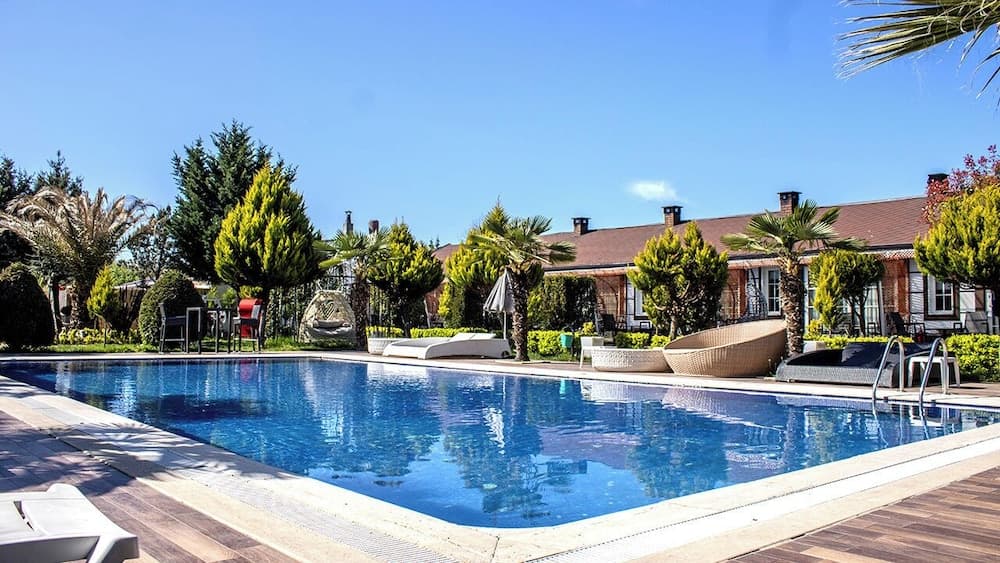 216 North Hotel & Wellness-Spa