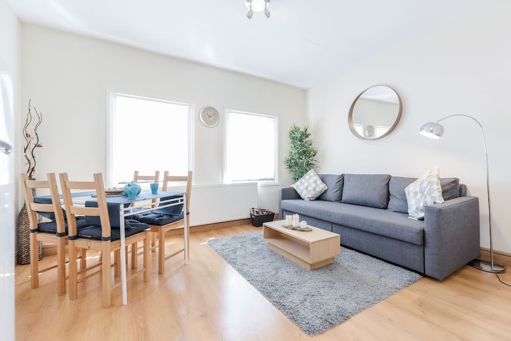 Lovely Apartment Angel