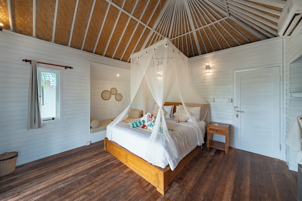 The Cubang Huts Lembongan