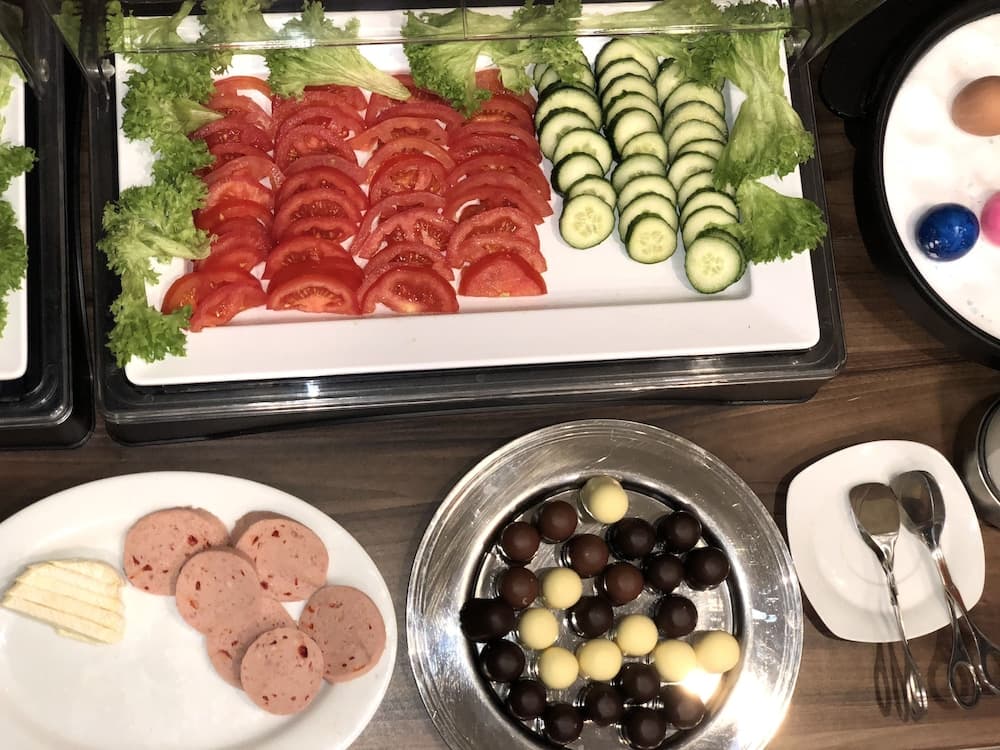 Yemek ve içecek