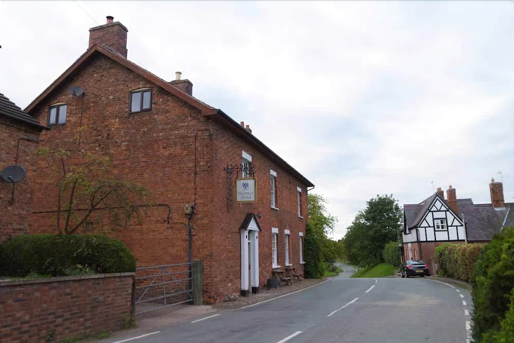 Konaklama yerinin ön cephesi