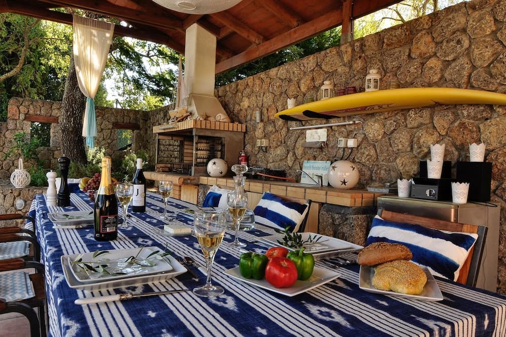 Barbekü/piknik alanı