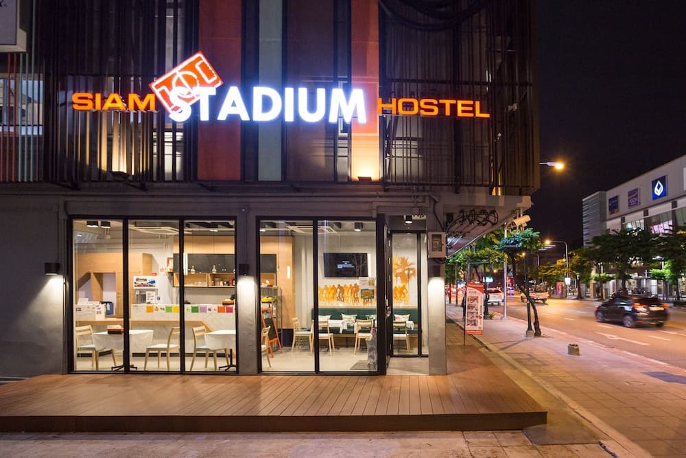Siam Stadium Hostel