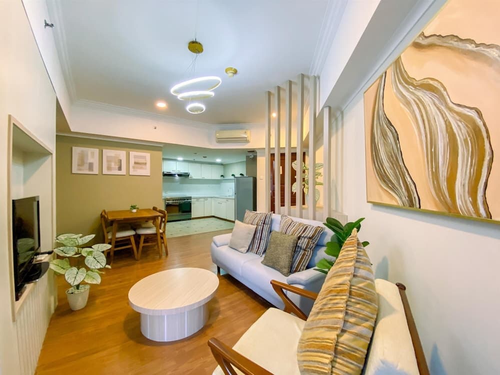 Cozy 2 Bedrooms Sudirman Tower Apartment by Travelio
