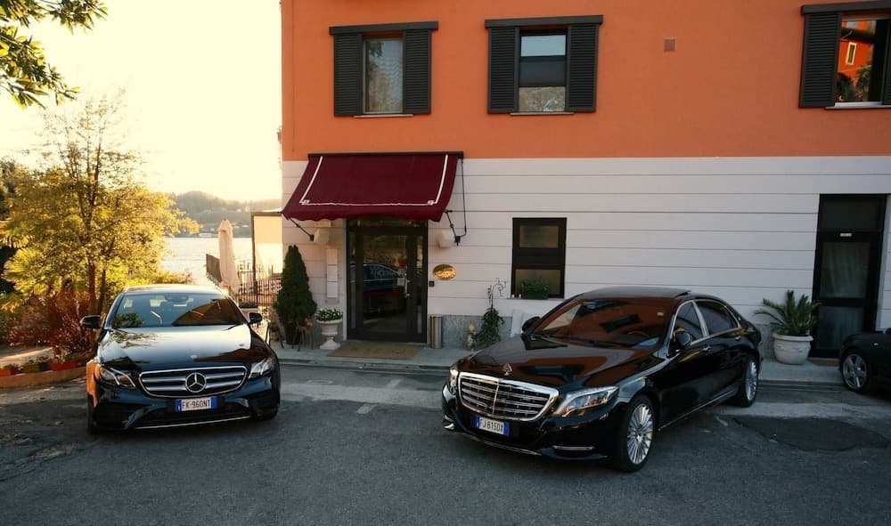 Hotel Lido di Angera