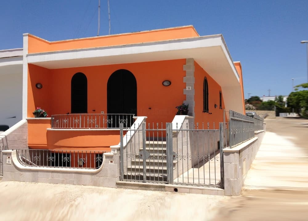 B Marea Beach House