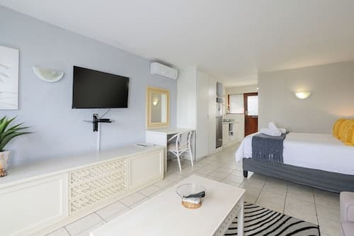 San Lameer Villa Rentals Bachelor Studio 2521