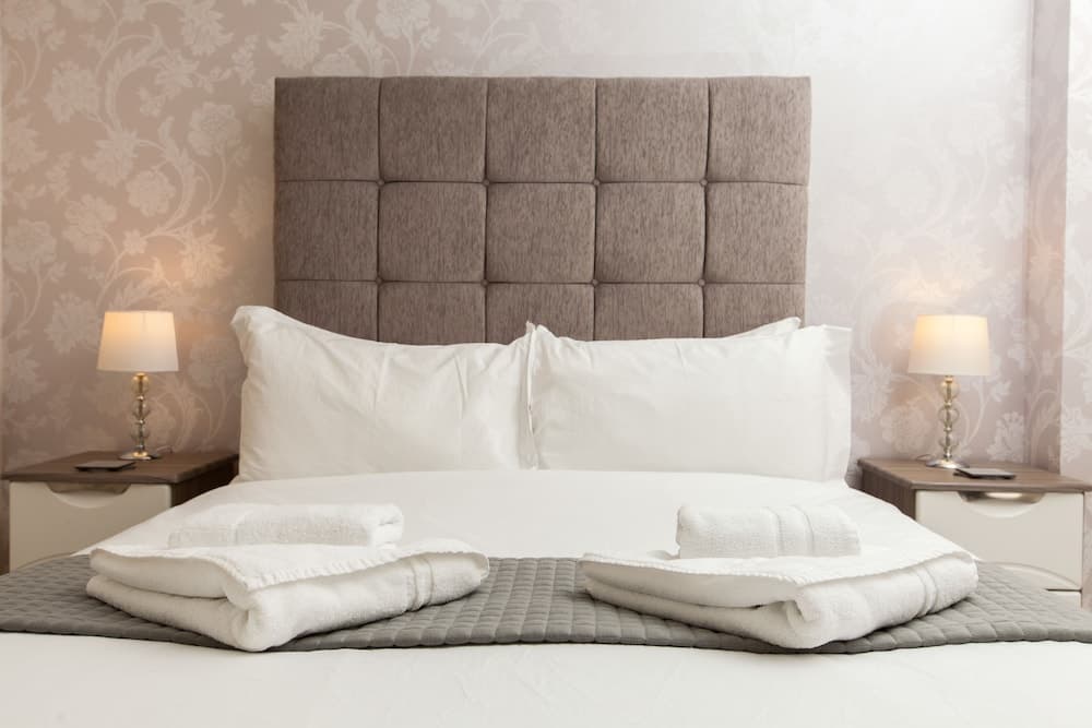 Duloch Apartments KW