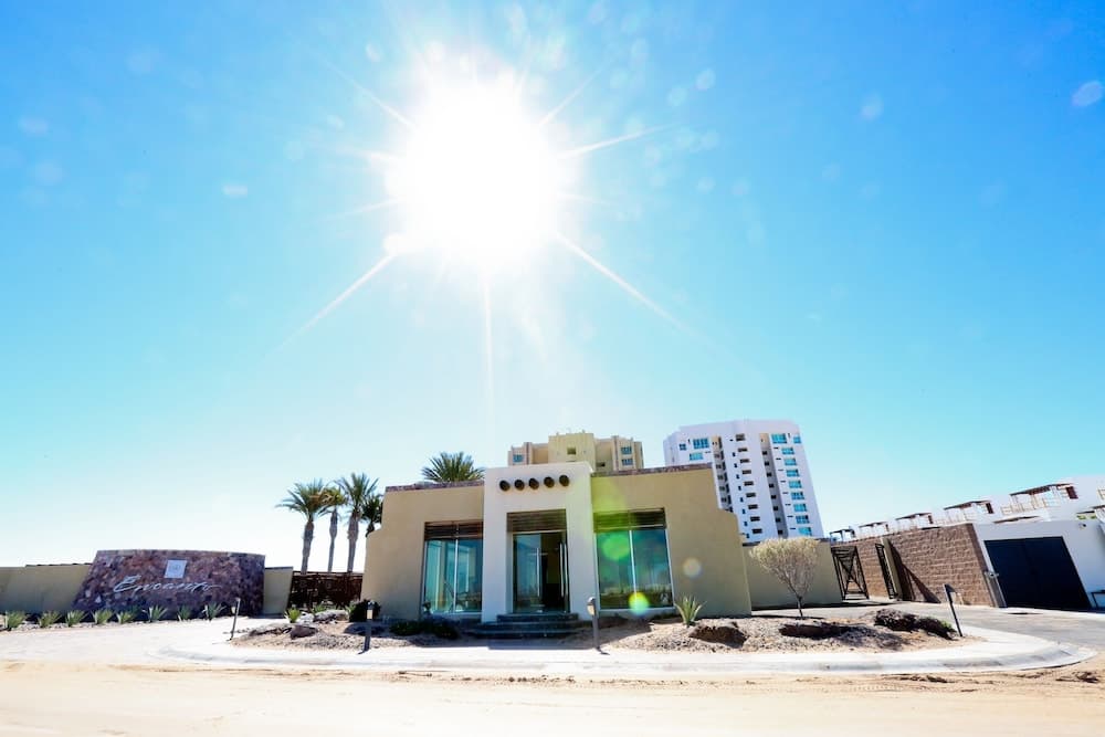 Encanto Living 0403 -1BR by Kivoya