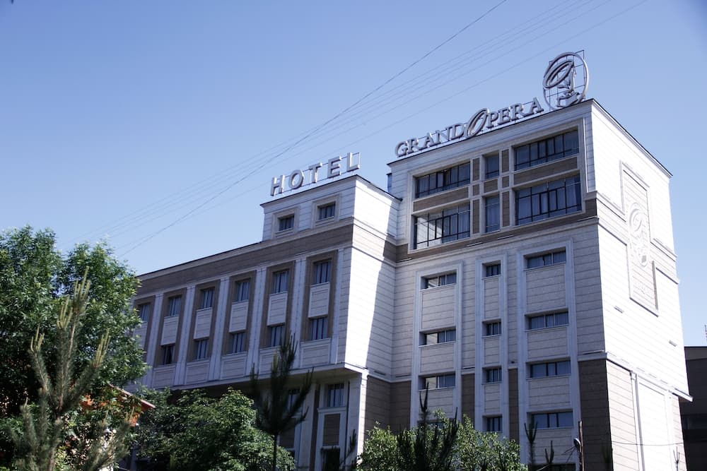 Grand Opera Hotel