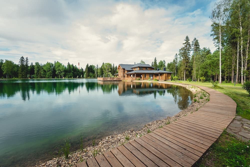 Eco-hotel Izumrudniy les