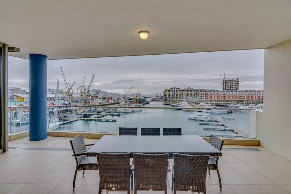 Mountain Marina Luxury Apartments