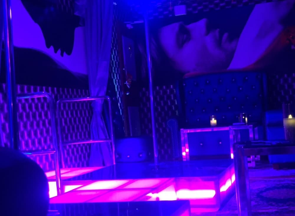 Haveeli Guesthouse and Mujra