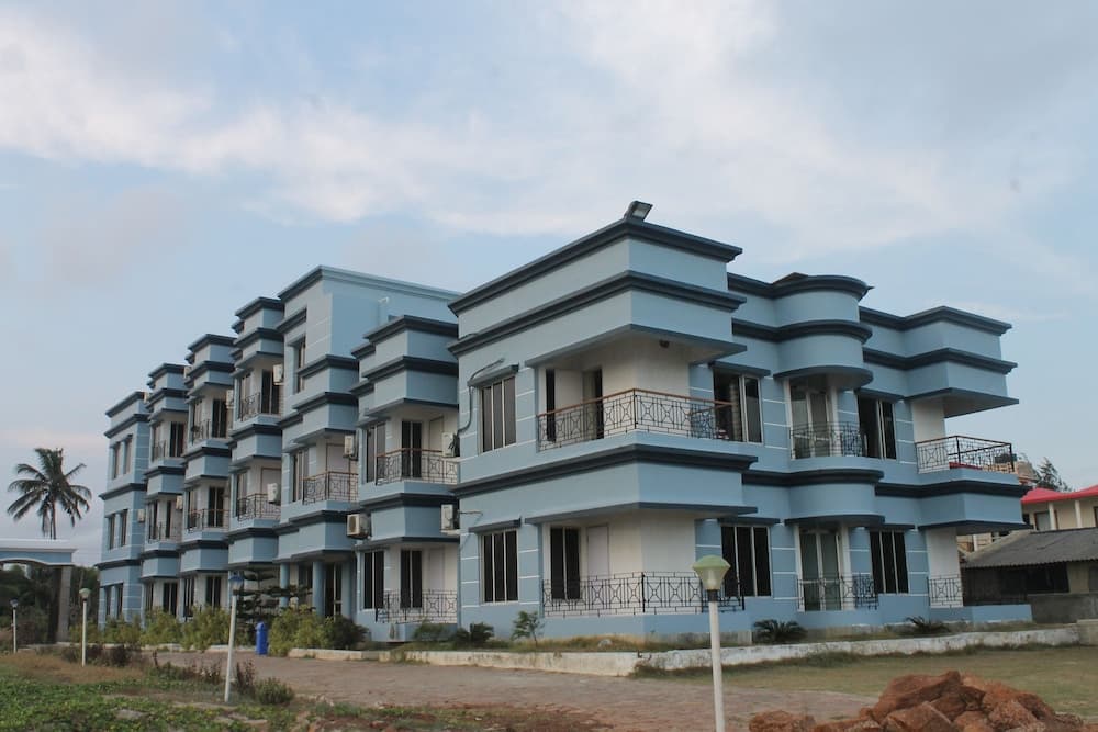 Arya Beach Resort