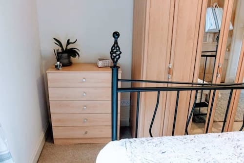 Cosy & Modern Apartment in Central Edinburgh