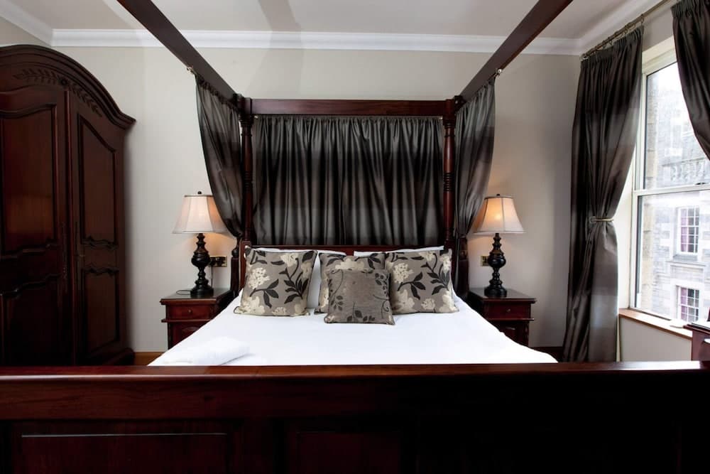 Blackfriars Residence - Beautiful Home