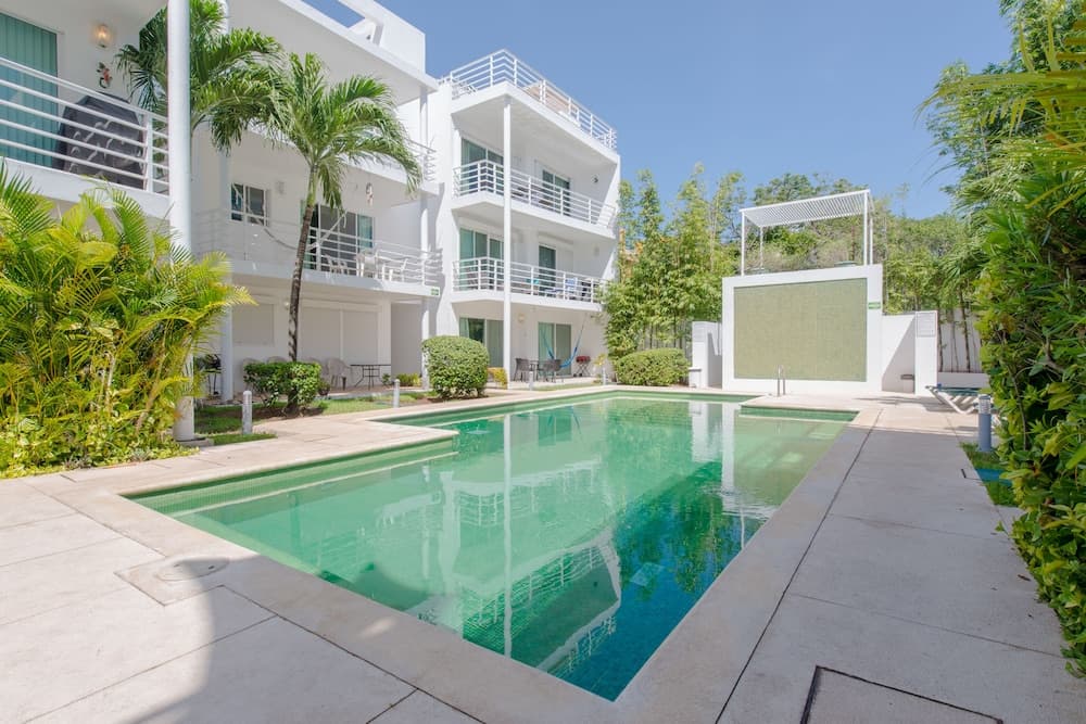 Pelicanos Condominium by ChezPlaya