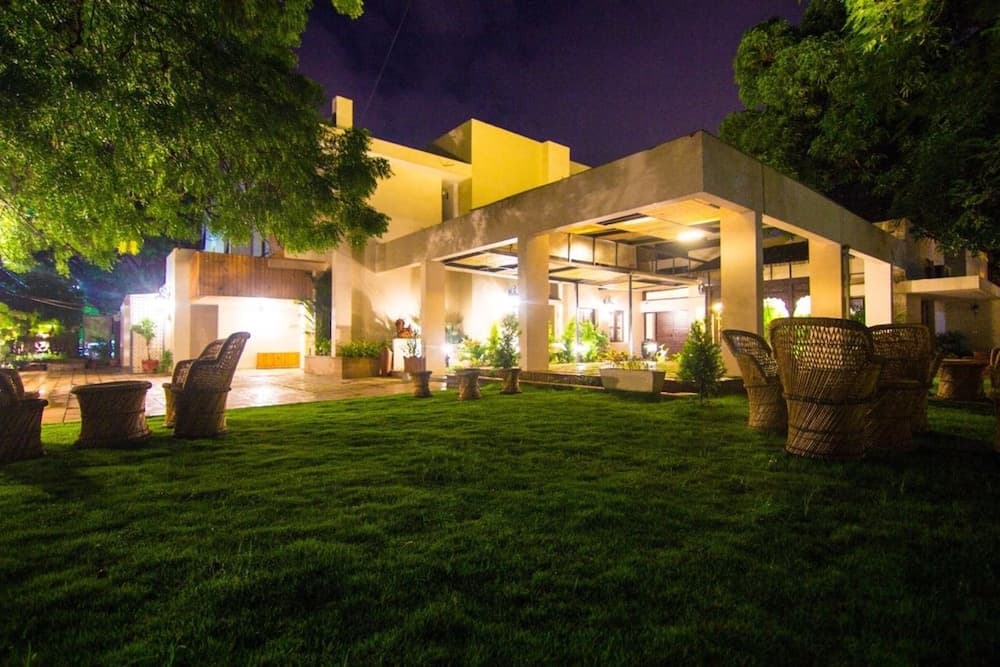 The Ten Suites
