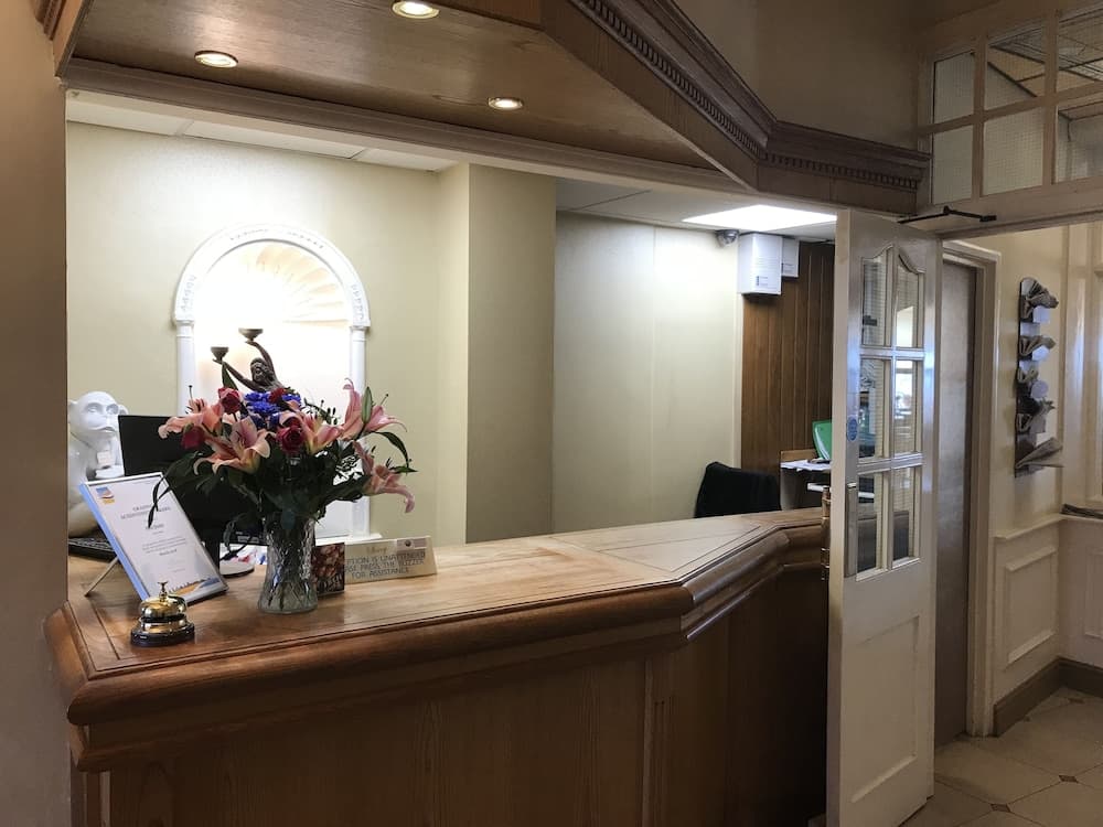 Giriş/çıkış büfesi