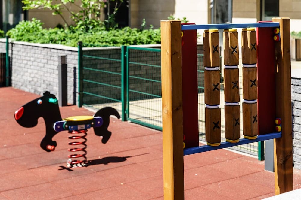 Çocuklar için oyun alanı - dış mekân