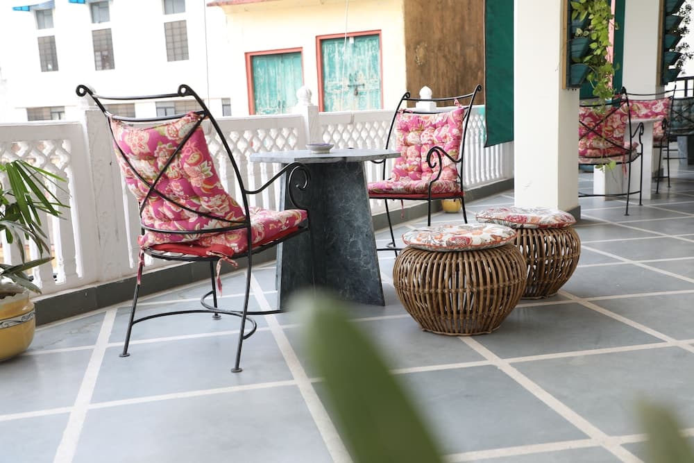 Lobi dinlenme salonu