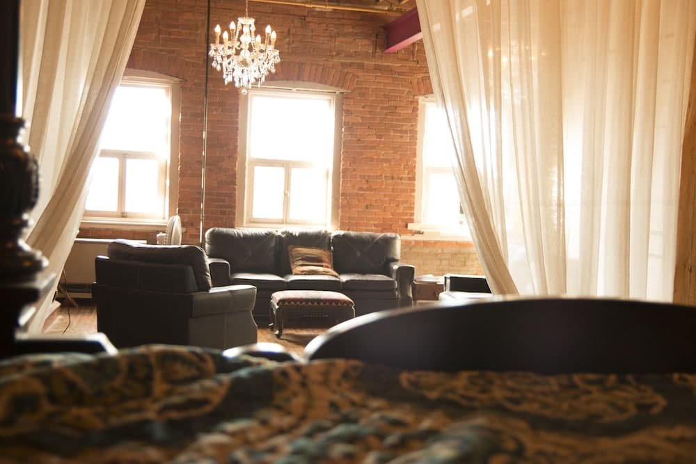 The Botticelli Club - Classic