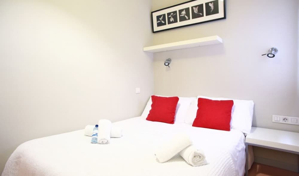 BarcelonaForRent The Sagrada Penthouse