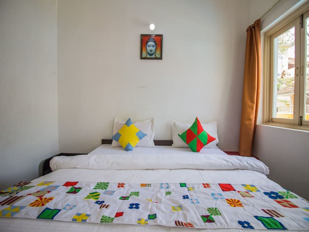 OYO 13345 Home Courtyard Chapora