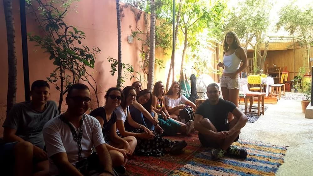 Hostel Villa Red City
