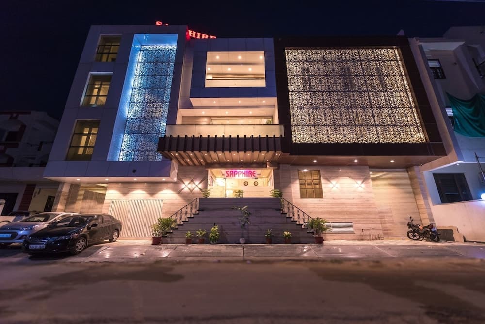 Hotel Sapphire World