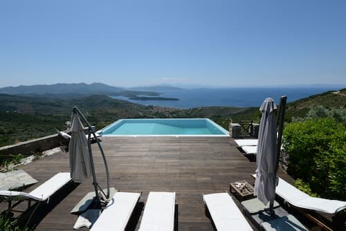 Esperos Suites & Villas