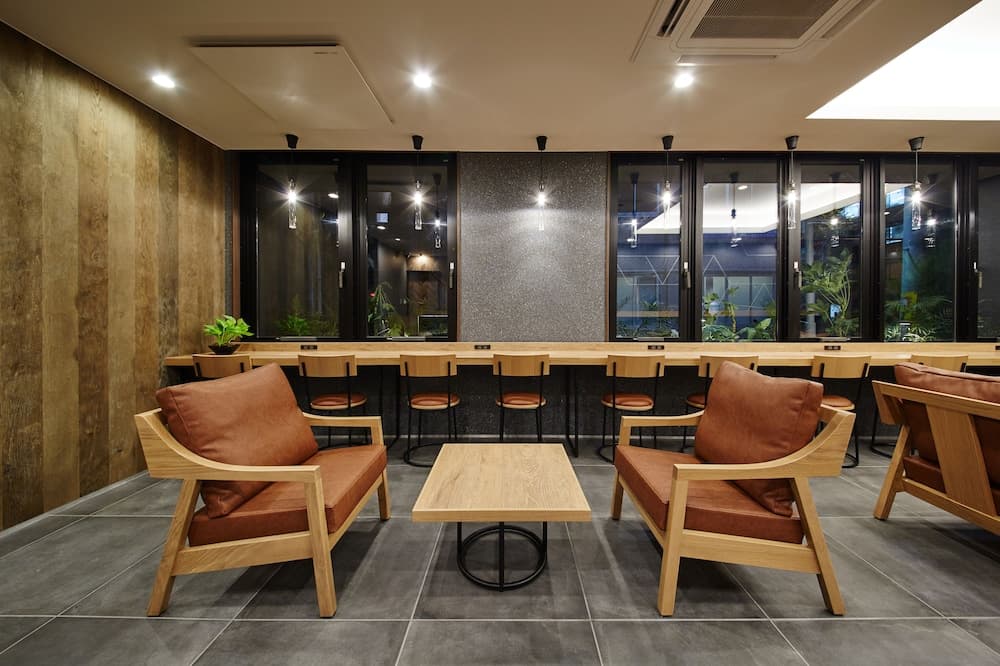 Lobi dinlenme salonu