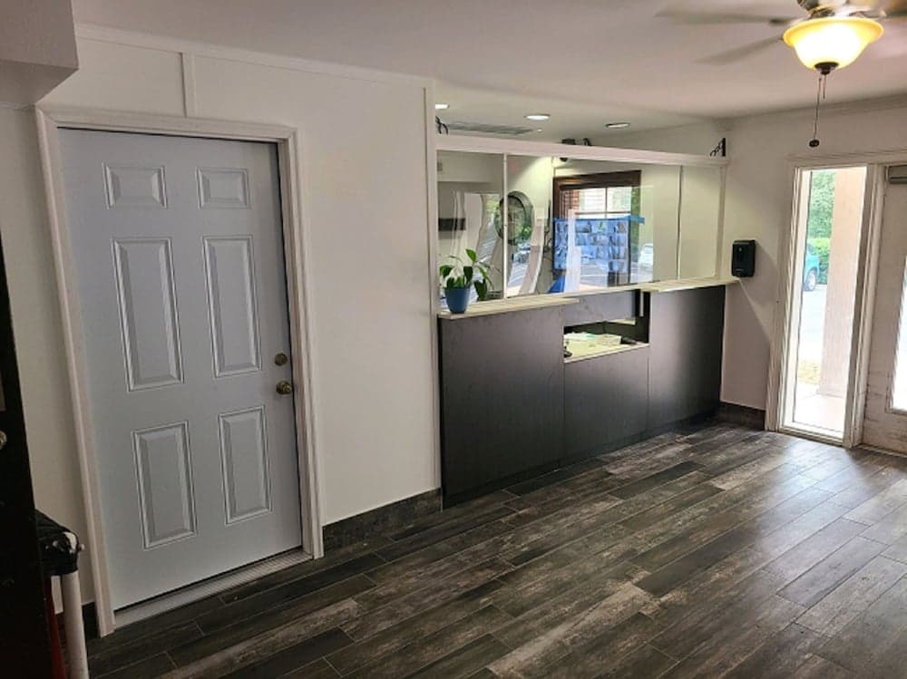 Studio 6 Richmond, VA - I-64 West