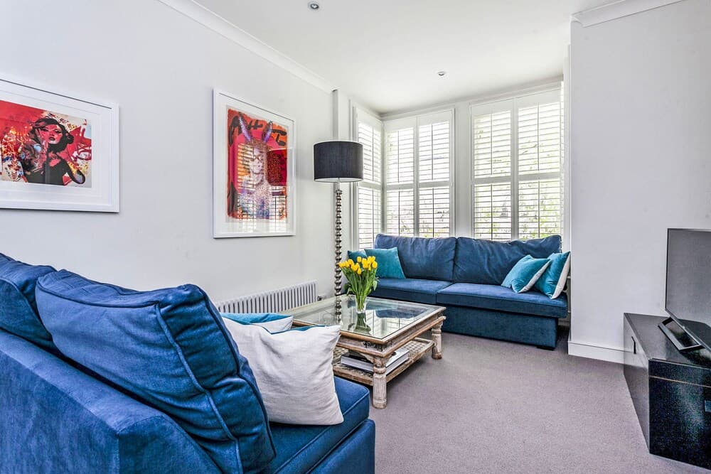 Elegant Shepherds Bush Home by Kensington Olympia