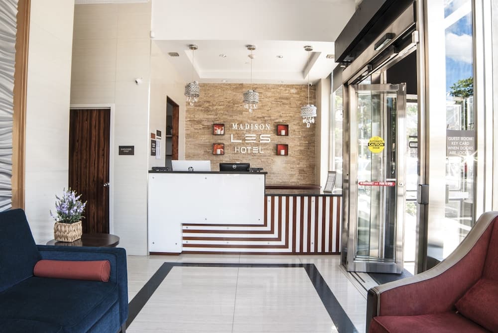 Giriş/çıkış büfesi