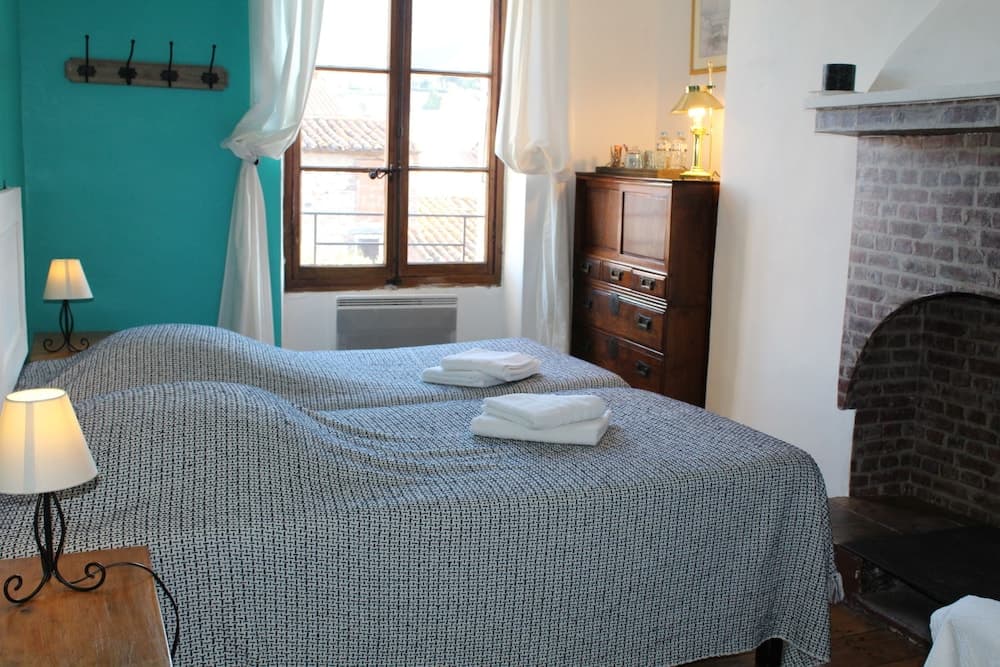 Oda