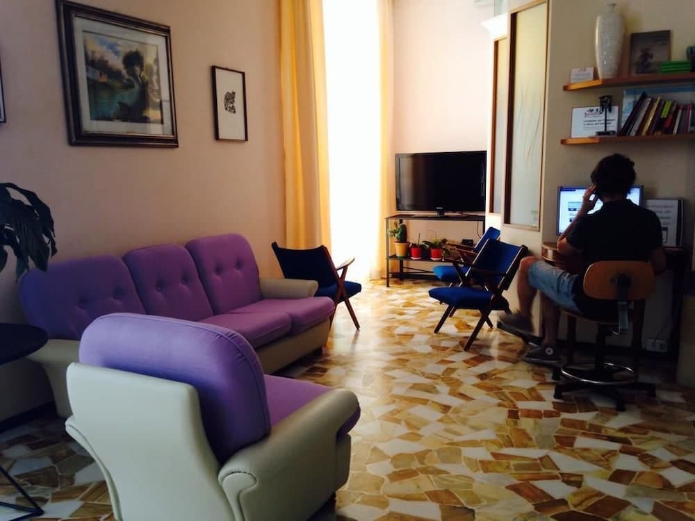 Lobi oturma alanı