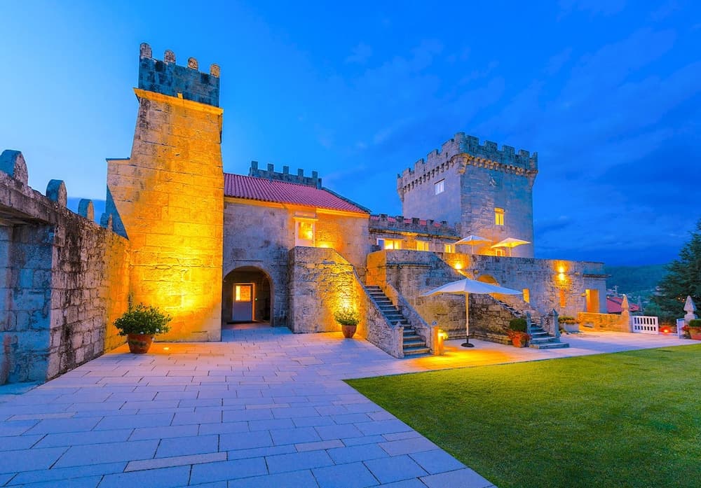 Torre de Tebra