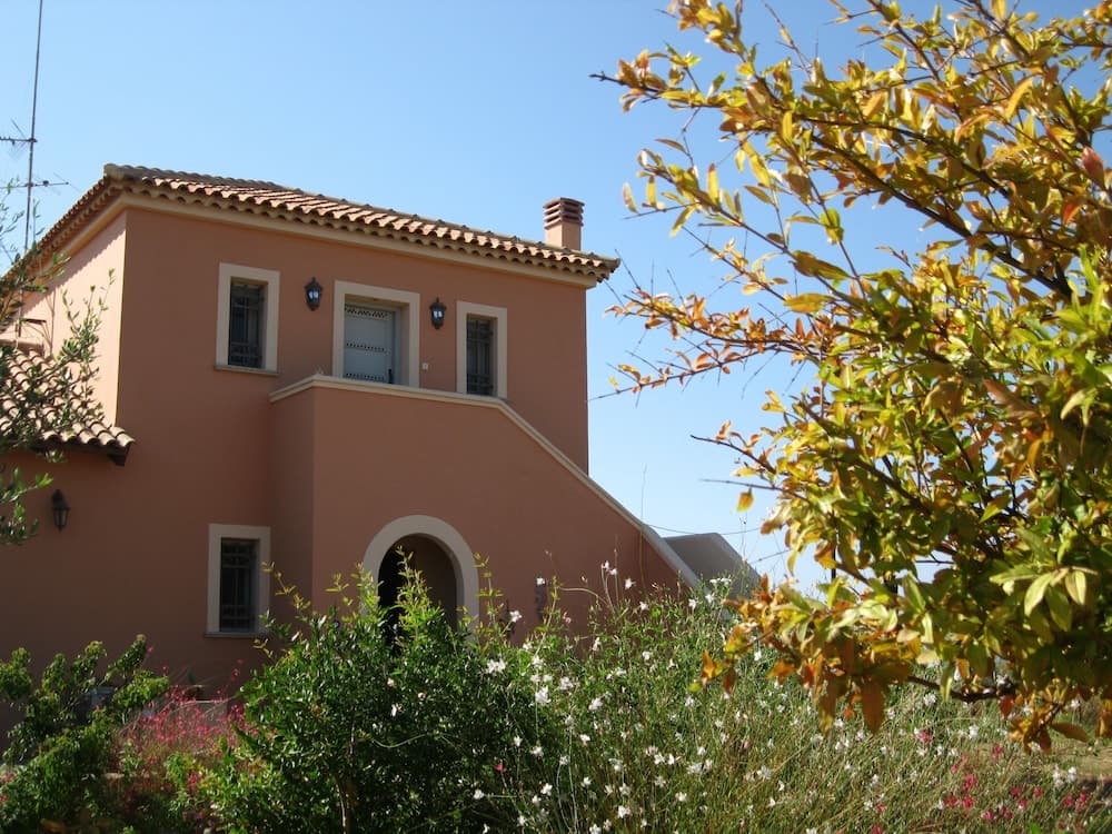 Alekos Beach Houses - Natura Gialla