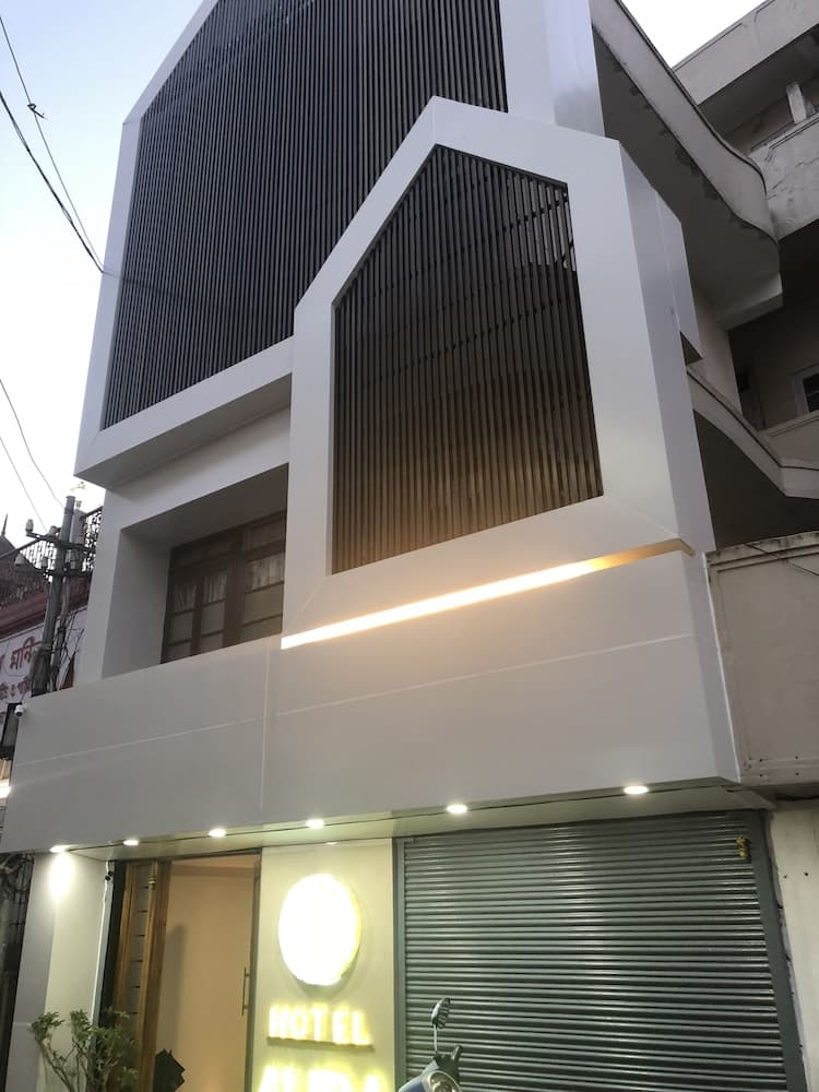 Konaklama yerinin ön cephesi