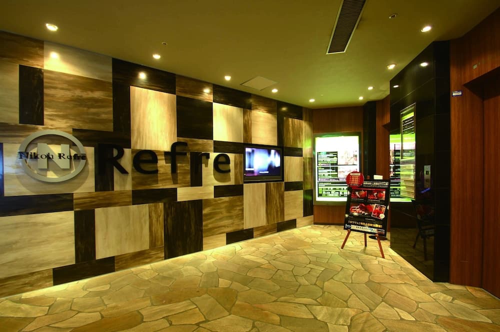 Nikoh Capsule Hotel Refre - Hostel - Caters to Men